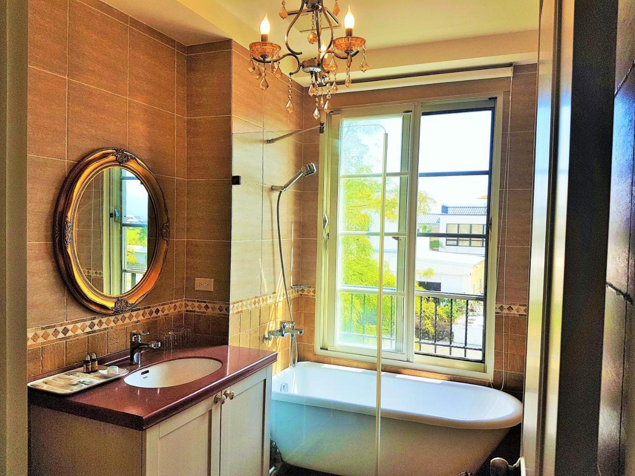 Haut Rhin Villa Zhuangwei Экстерьер фото